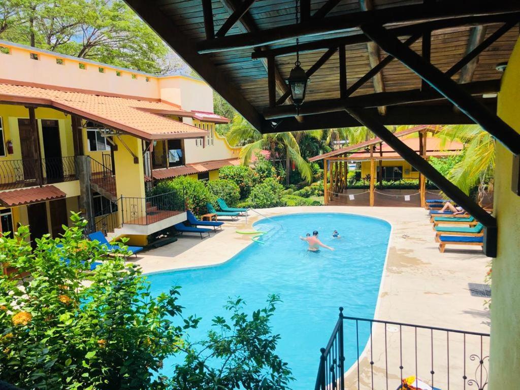 פוטררו Hotel Isolina Beach מראה חיצוני תמונה