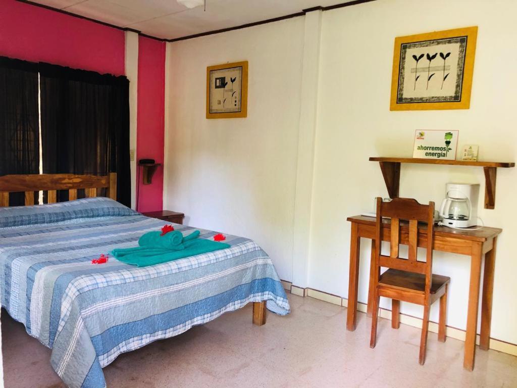 פוטררו Hotel Isolina Beach מראה חיצוני תמונה