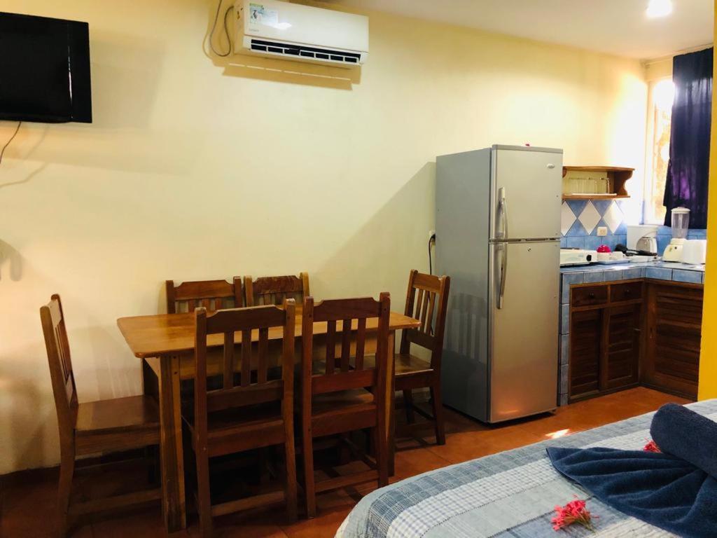 פוטררו Hotel Isolina Beach מראה חיצוני תמונה