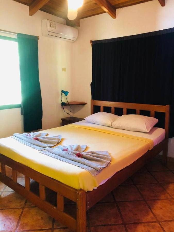 פוטררו Hotel Isolina Beach מראה חיצוני תמונה