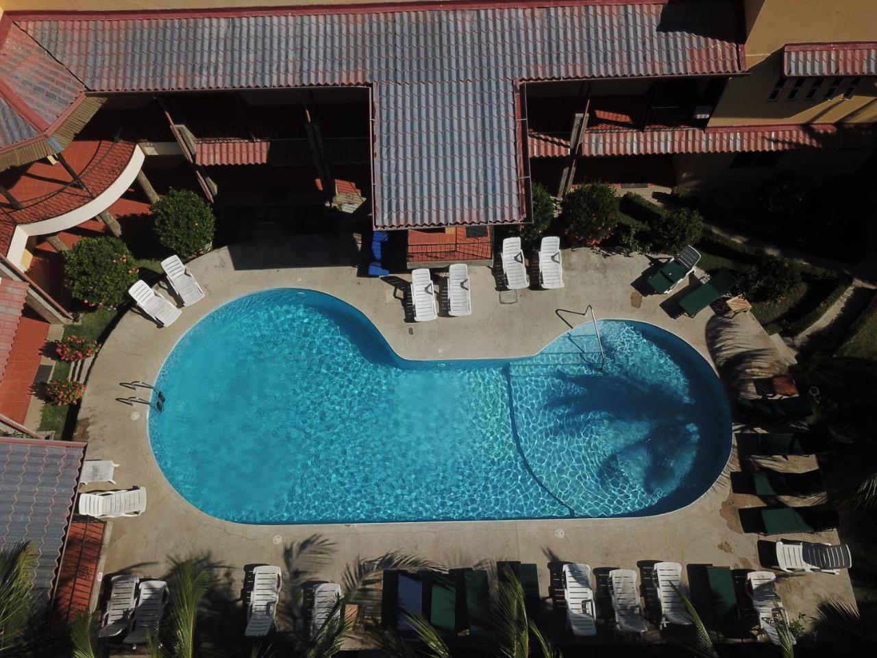 פוטררו Hotel Isolina Beach מראה חיצוני תמונה